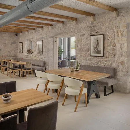 Guest house New - Casa Columba - 4 Star Design Boutique With Outdoor Pool & Private Garden (adults Only) 4*