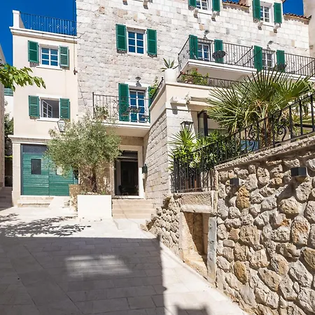 New - Casa Columba - 4 Star Design Boutique With Outdoor Pool & Private Garden (adults Only) Makarska