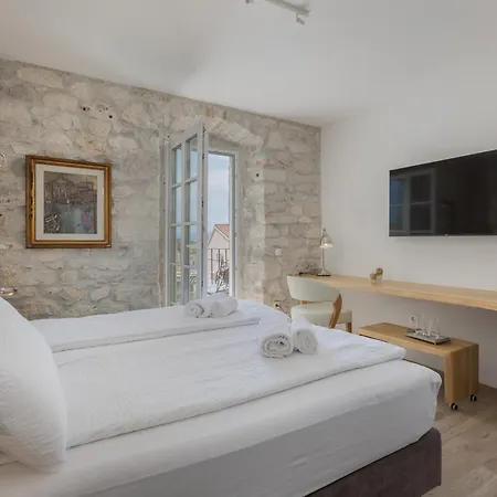 Guest house New - Casa Columba - 4 Star Design Boutique With Outdoor Pool & Private Garden (adults Only) 4*