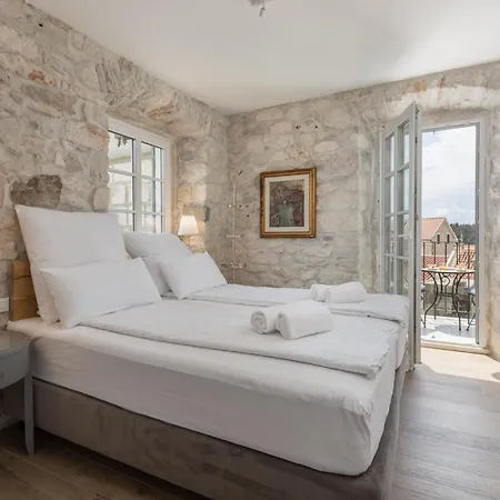 New - Casa Columba - 4 Star Design Boutique With Outdoor Pool & Private Garden (adults Only) Makarska