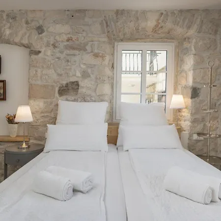 New - Casa Columba - 4 Star Design Boutique With Outdoor Pool & Private Garden (adults Only) 4* Makarska