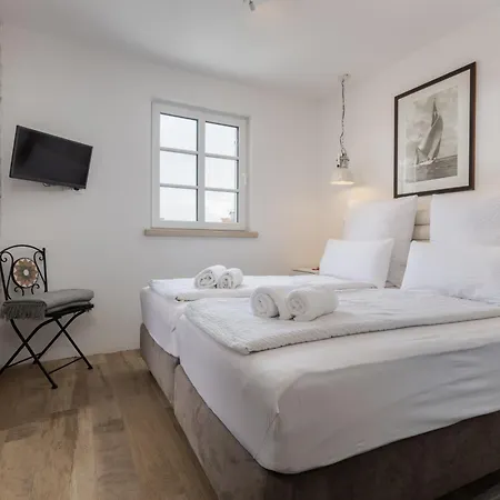 New - Casa Columba - 4 Star Design Boutique With Outdoor Pool & Private Garden (adults Only) 4*