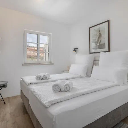 New - Casa Columba - 4 Star Design Boutique With Outdoor Pool & Private Garden (adults Only) Guest house 4*