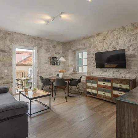 Gasthof New - Casa Columba - 4 Star Design Boutique With Outdoor Pool & Private Garden (adults Only)