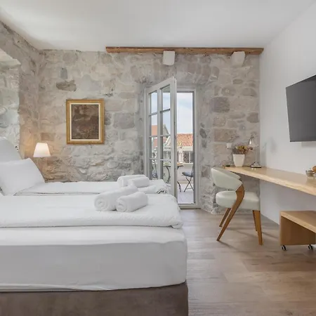 Gasthof New - Casa Columba - 4 Star Design Boutique With Outdoor Pool & Private Garden (adults Only)