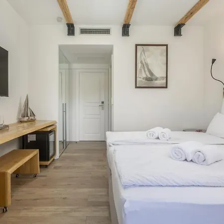 Πανσιόν New - Casa Columba - 4 Star Design Boutique With Outdoor Pool & Private Garden (adults Only)